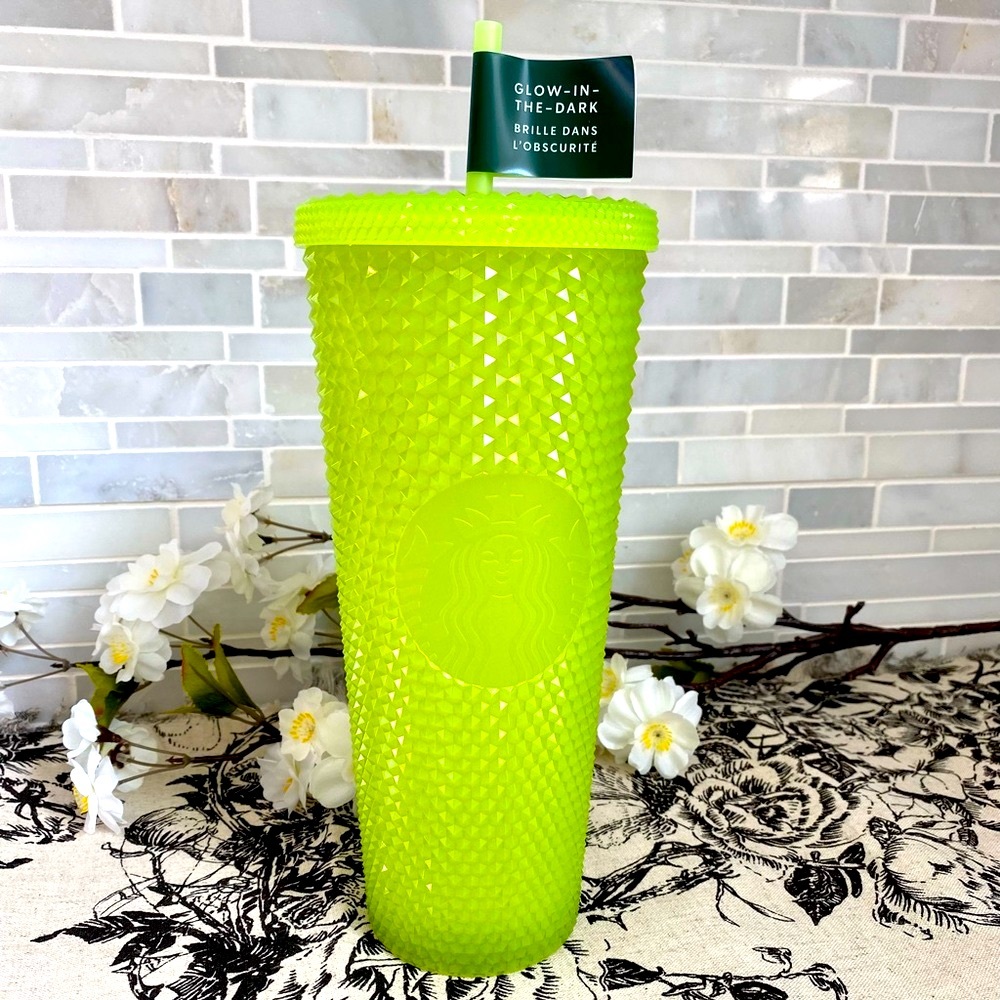 NEW! STARBUCKS Halloween Glow in the Dark GITD Venti Studded Tumbler Cold Cup